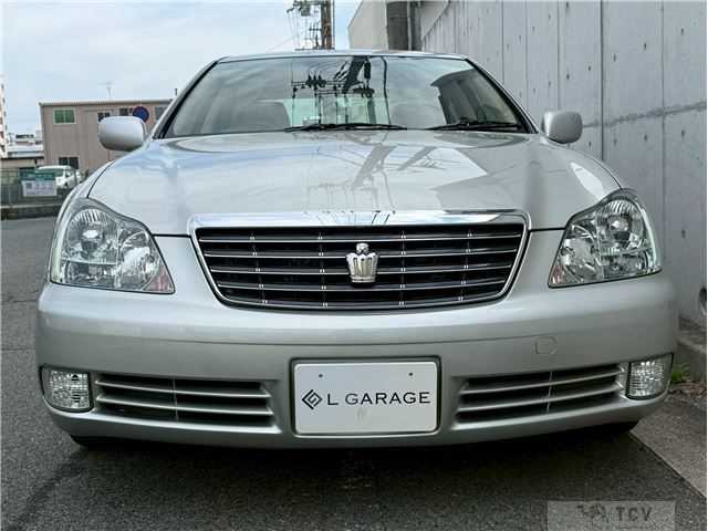 2004 Toyota Crown