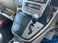2003 Toyota Alphard