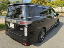 2015 Nissan Elgrand