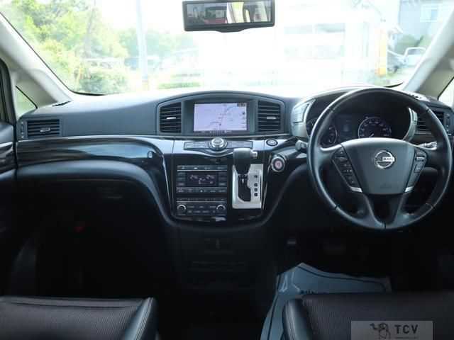 2015 Nissan Elgrand
