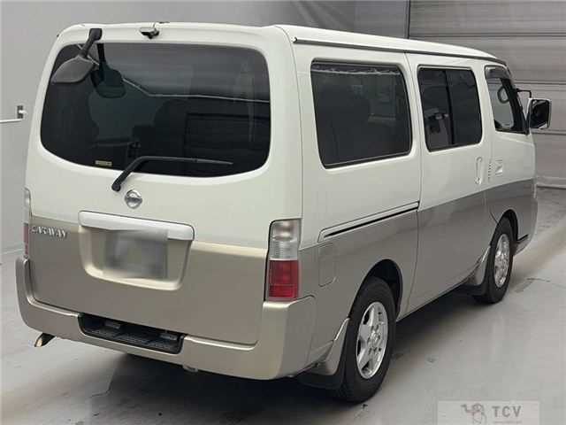 2004 Nissan Caravan Coach