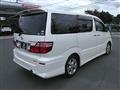 2005 Toyota Alphard