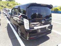2013 Honda Step WGN