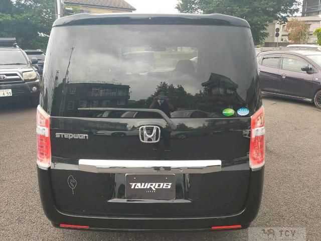 2012 Honda Step WGN