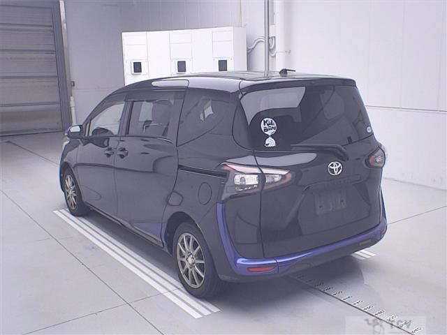 2015 Toyota Sienta