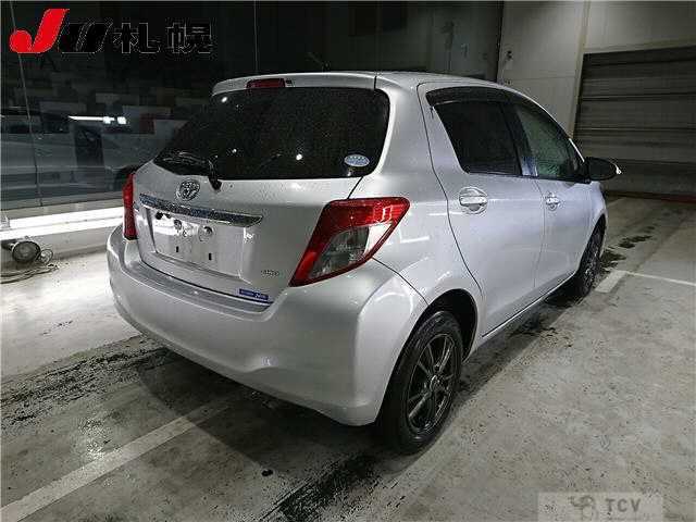 2013 Toyota Vitz