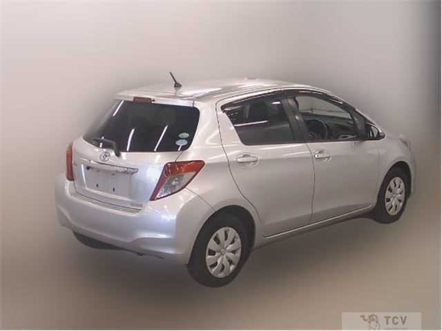 2013 Toyota Vitz
