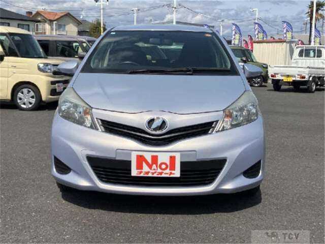 2013 Toyota Vitz