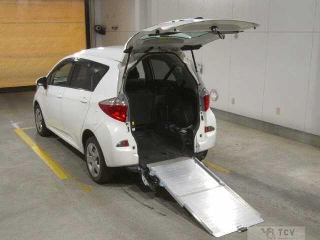 2013 Toyota Ractis