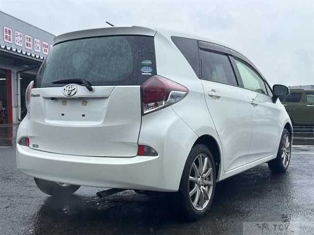 2015 Toyota Ractis