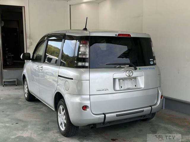 2015 Toyota Sienta