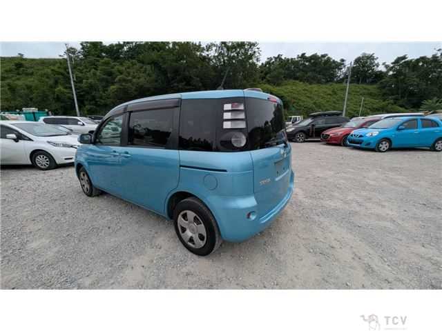 2006 Toyota Sienta