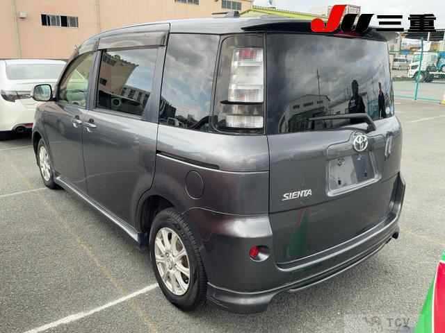 2012 Toyota Sienta