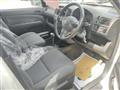2005 Toyota Succeed Van