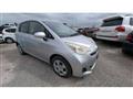 2013 Toyota Ractis