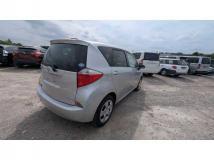 2013 Toyota Ractis