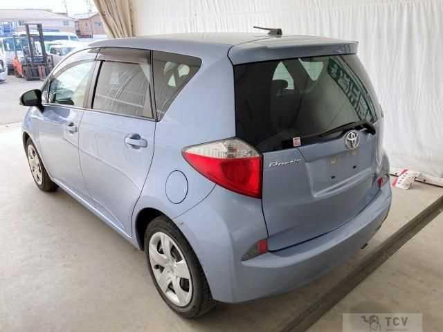 2011 Toyota Ractis