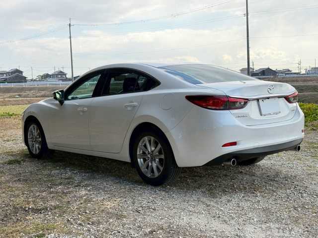 2013 Mazda Atenza