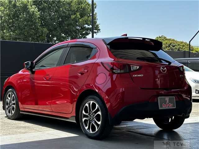 2015 Mazda Demio