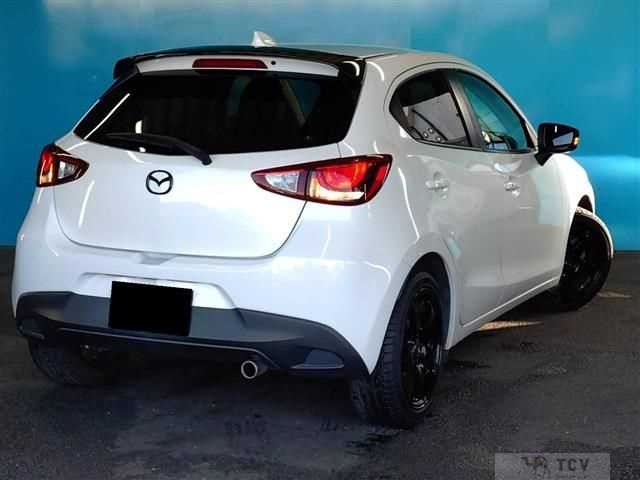2016 Mazda Demio