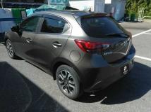 2016 Mazda Demio