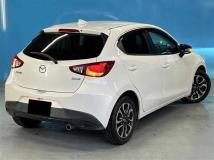 2016 Mazda Demio