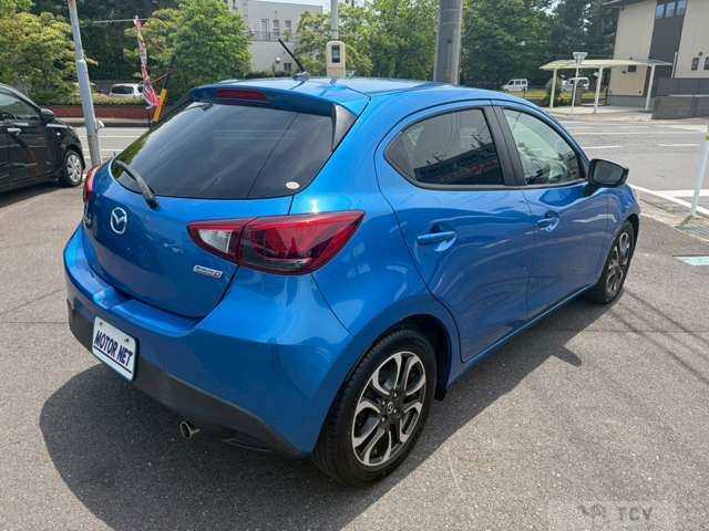 2015 Mazda Demio