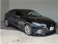 2016 Mazda Axela