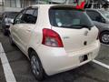 2006 Toyota Vitz
