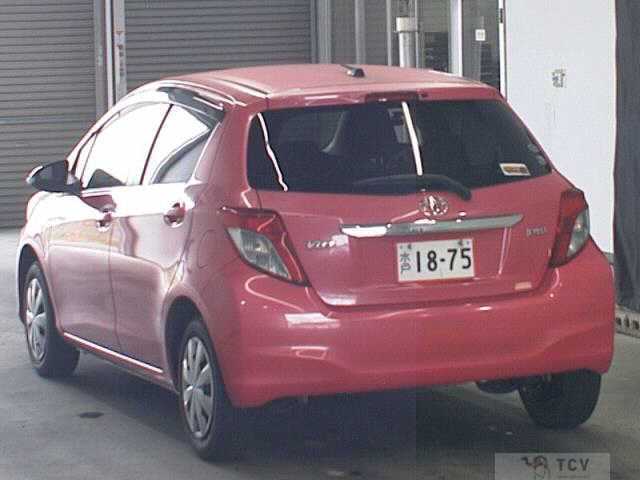 2011 Toyota Vitz