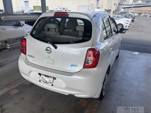 2016 Nissan March