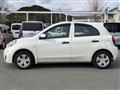 2017 Nissan March