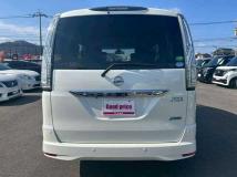 2015 Nissan Serena