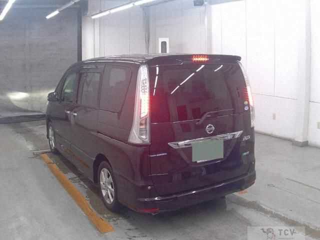 2013 Nissan Serena