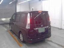 2013 Nissan Serena