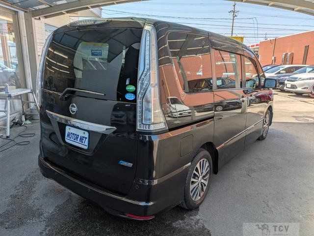 2014 Nissan Serena