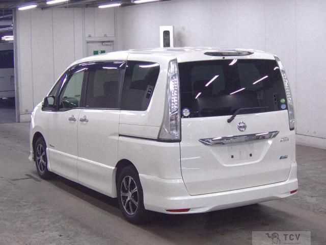 2013 Nissan Serena