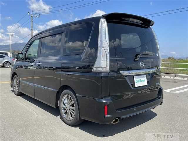 2015 Nissan Serena