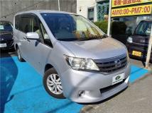 2013 Nissan Serena