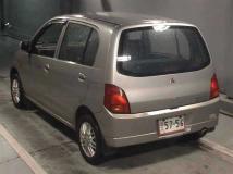 1998 Mitsubishi Minica