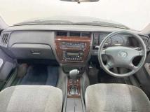 2004 Toyota Crown Sedan