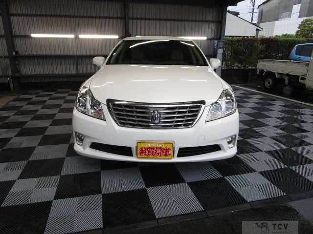 2011 Toyota Crown