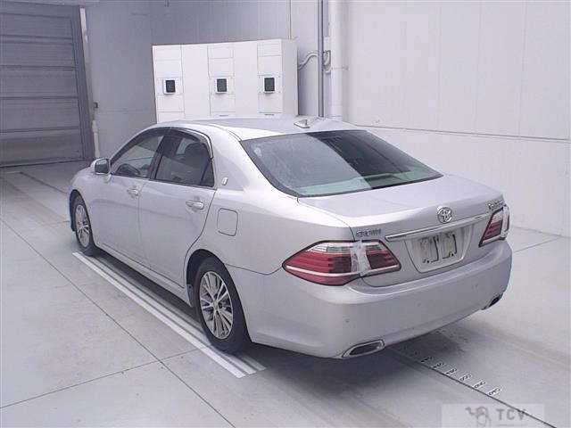 2012 Toyota Crown
