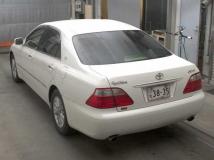 2005 Toyota Crown