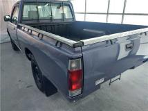 1997 Nissan Dutsun Truck
