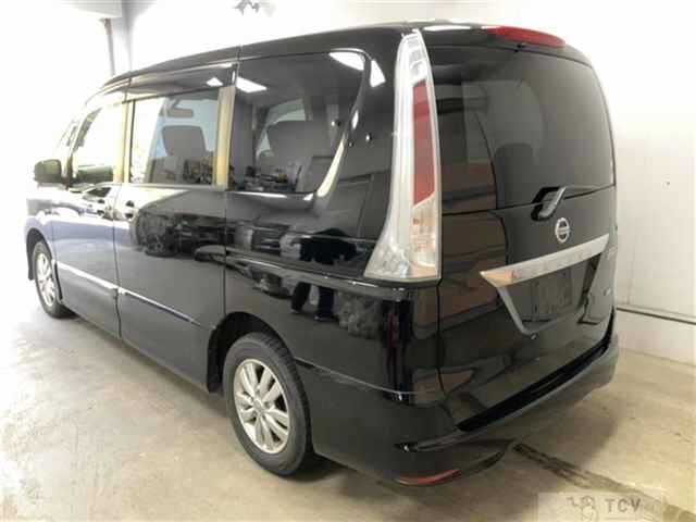 2013 Nissan Serena