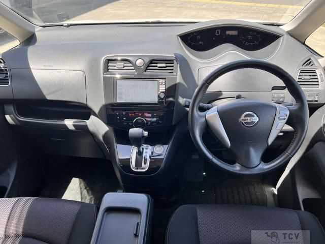 2011 Nissan Serena