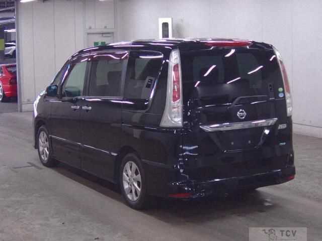2011 Nissan Serena