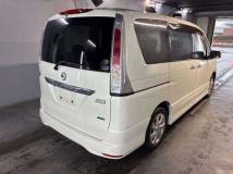 2011 Nissan Serena