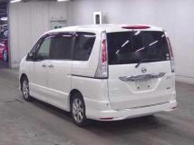 2011 Nissan Serena